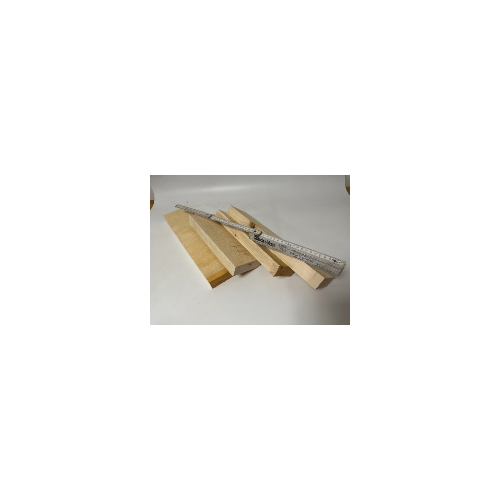 Riegelahorn Rester 2,8 kg