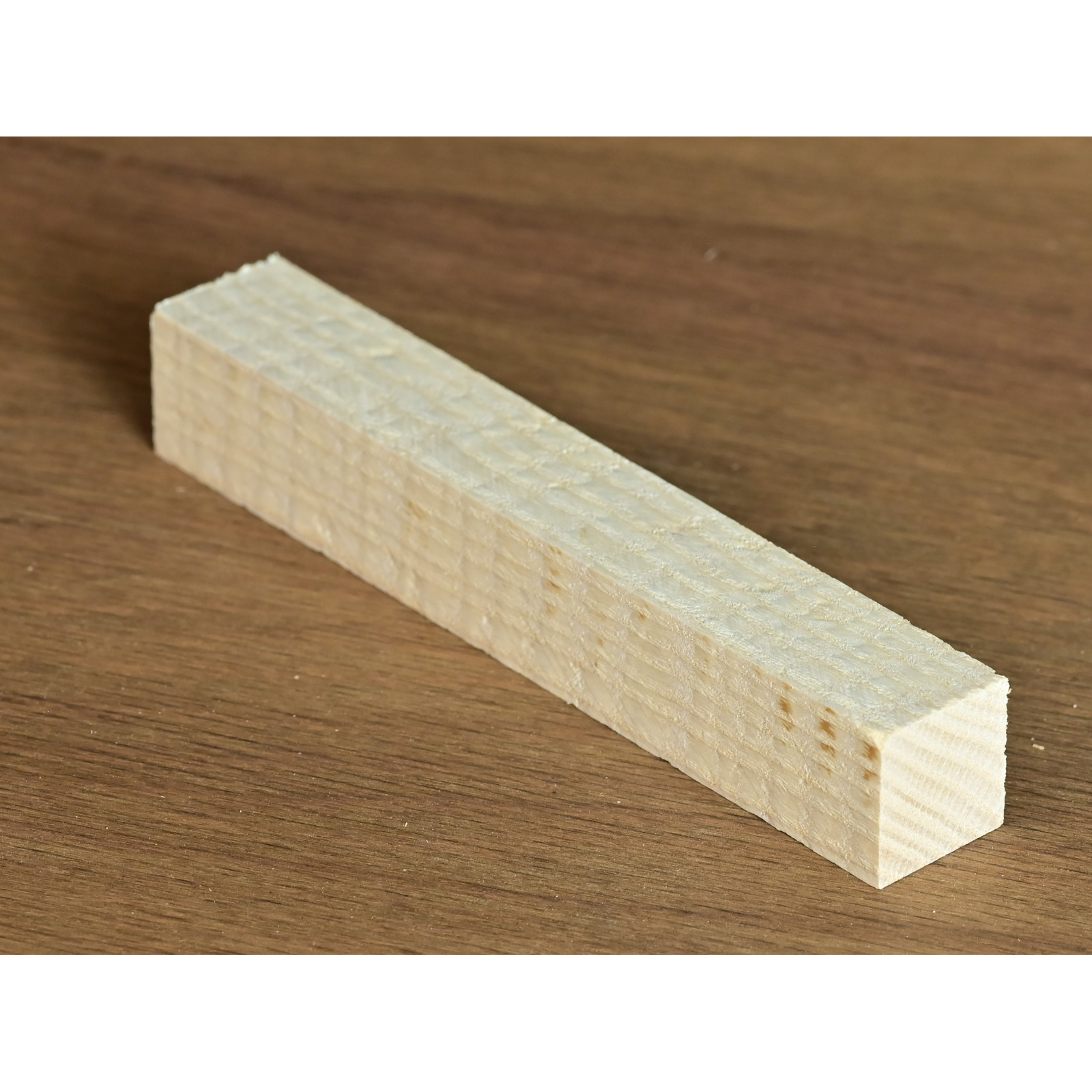 Esche geriegelt Pen Blank
