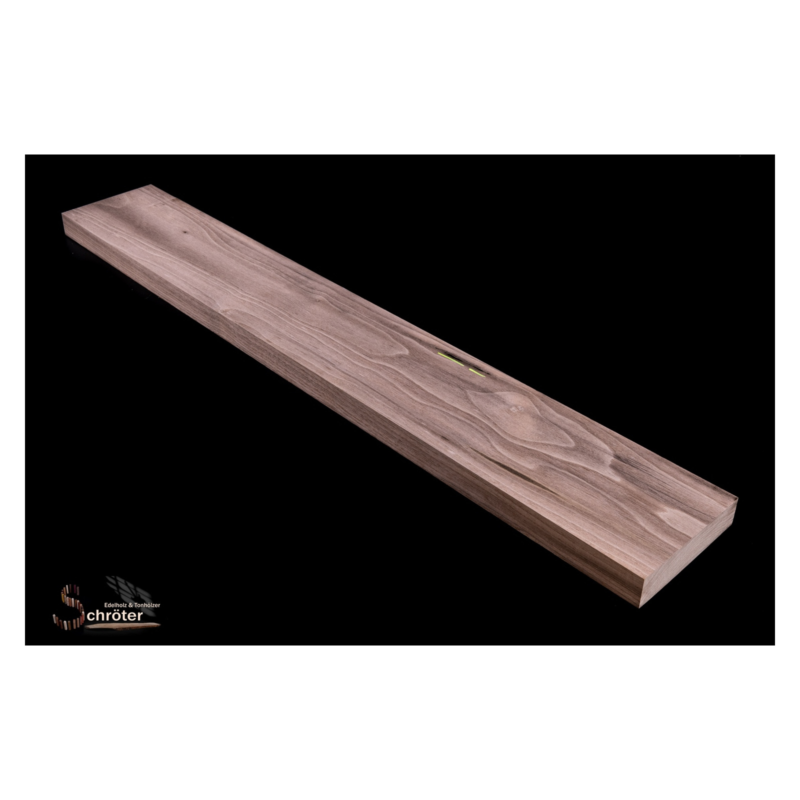 Amerikanischer Nussbaum Neck